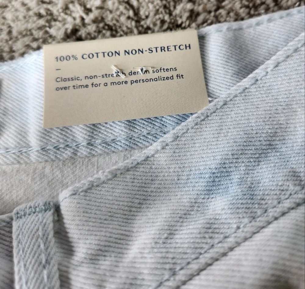 Women's Baggy Cloud Mid-Rise  90s Baggy Jeans - Universal Thread - Size 2